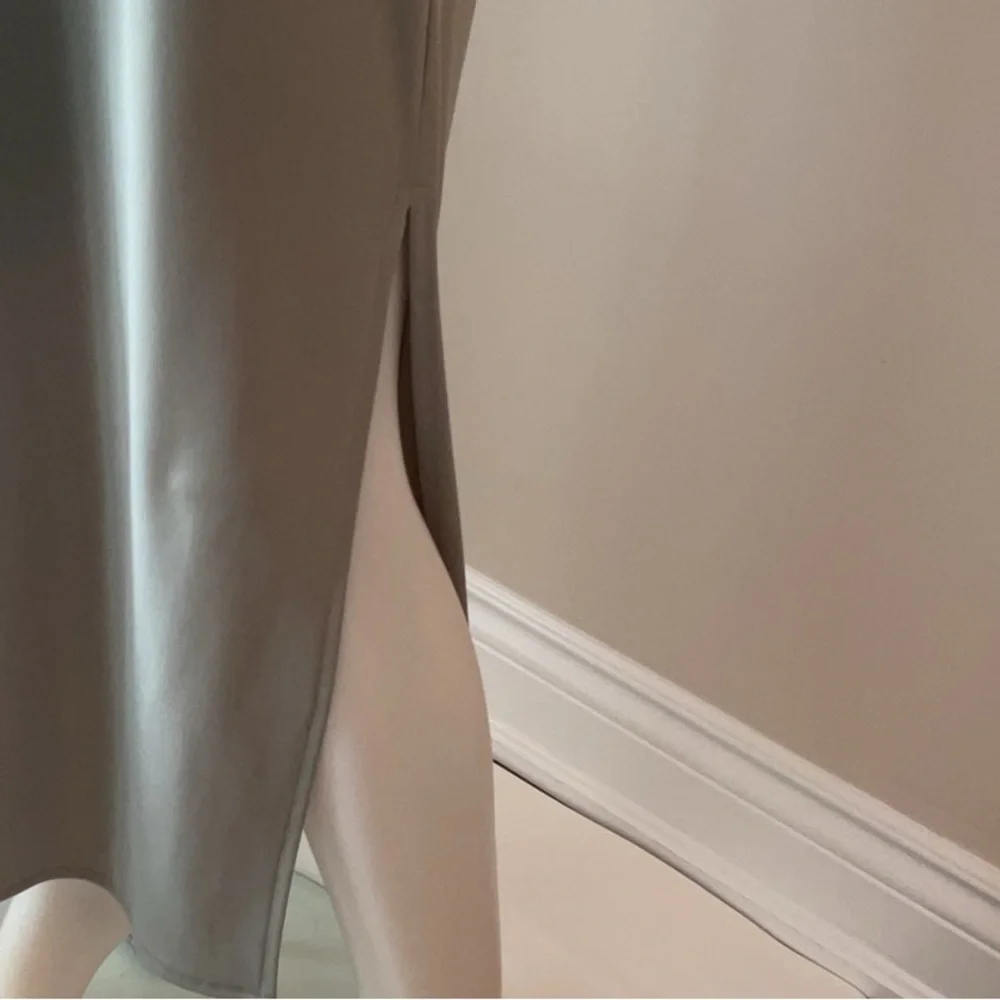 Zara V-Neck Tunic Dress - Picture 5 of 11